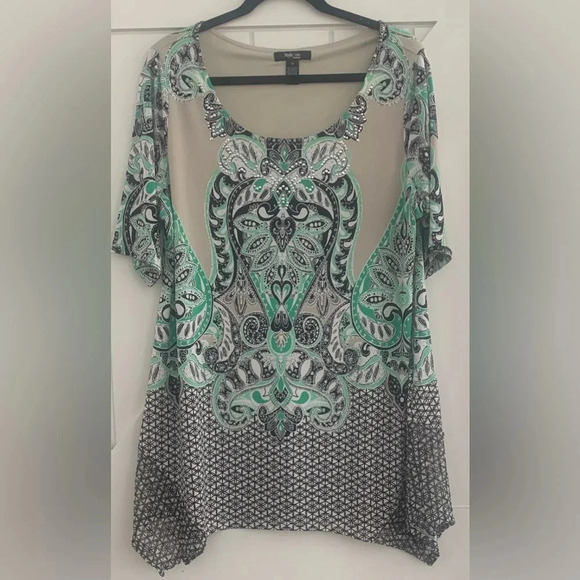 Style & Co. Tops - 1X Style & Co Woman Short Sleeve Embellished Paisley Top